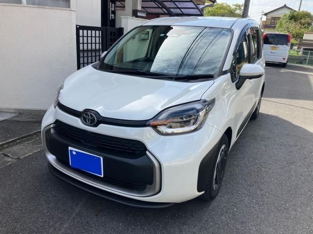 TOYOTA / SIENTA HYBRID