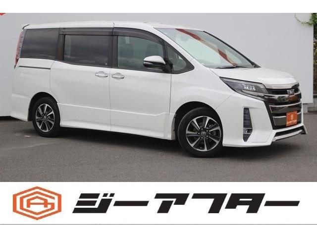 TOYOTA / NOAH
