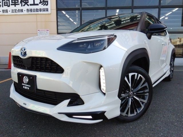 TOYOTA / YARIS CROSS HYBRID