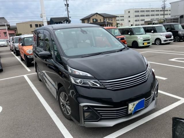 NISSAN / SERENA  S-HYBRID