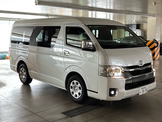 TOYOTA / HIACE wagon