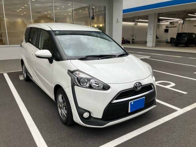 TOYOTA / SIENTA