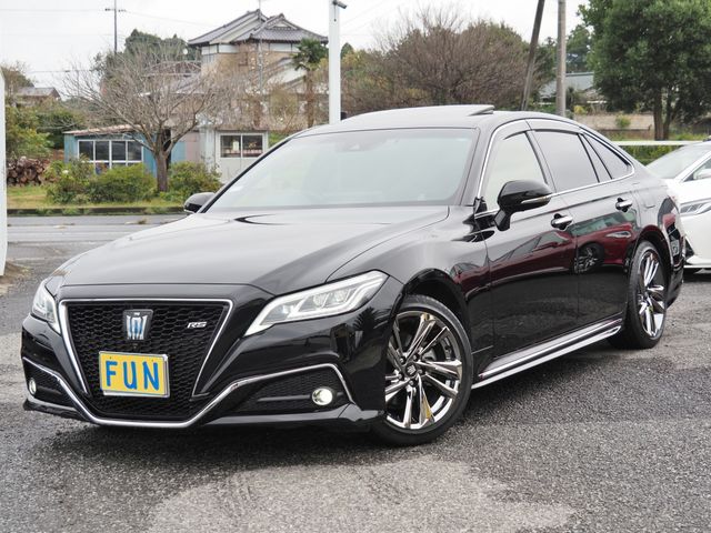 TOYOTA / CROWN sedan hybrid