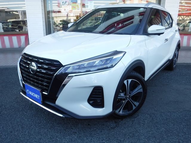 NISSAN / KICKS