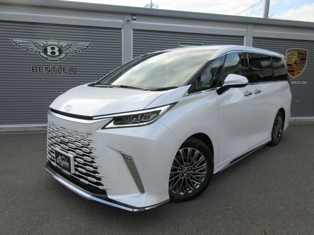 TOYOTA / レクサス LM500h