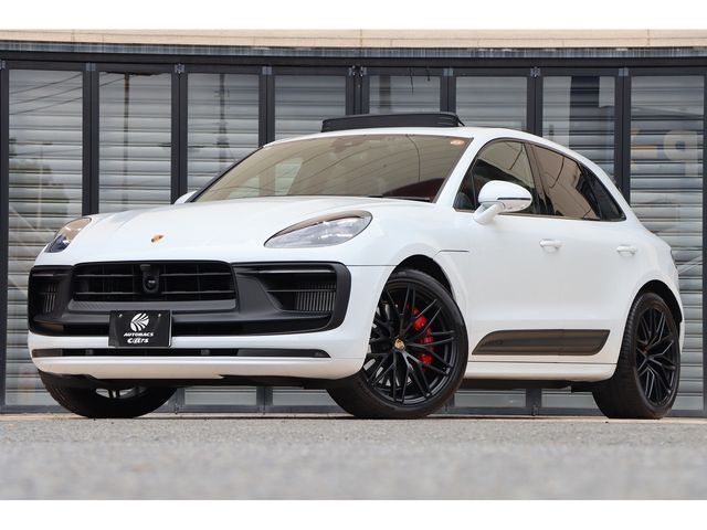 PORSCHE / PORSCHE Macan