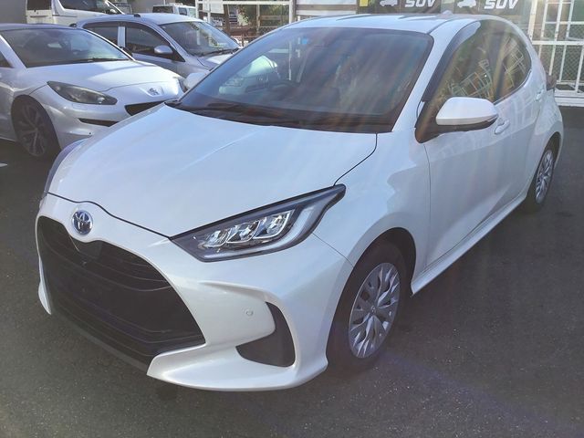TOYOTA / YARIS HYBRID