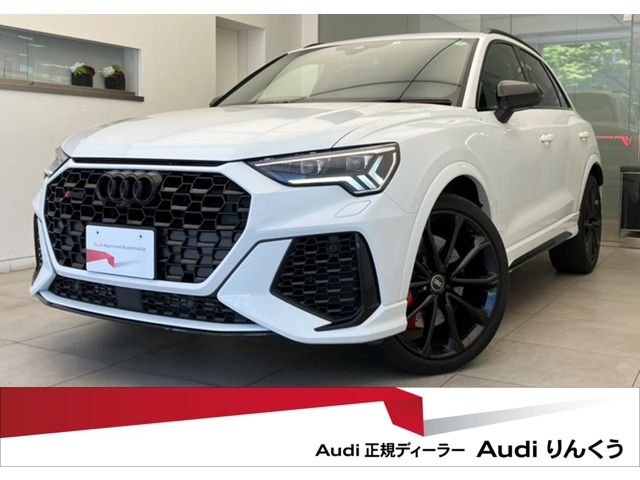 AUDI / AUDI RS Q3