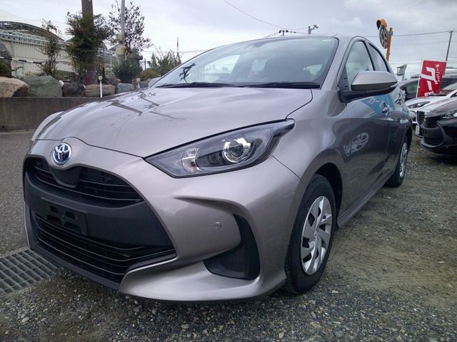 TOYOTA / YARIS HYBRID