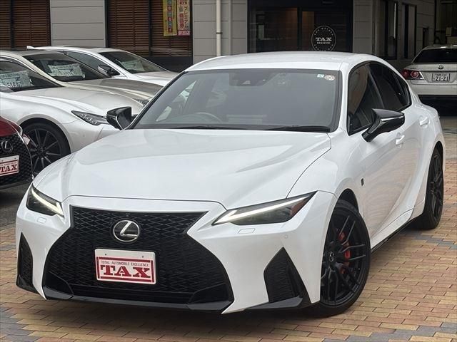 TOYOTA / LEXUS IS300h