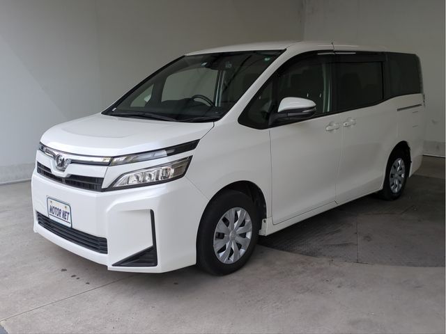 TOYOTA / VOXY