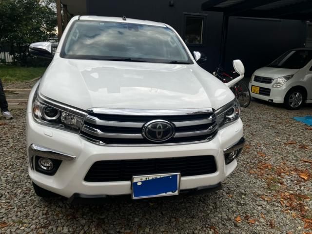 TOYOTA / ハイラックストラック４Ｄ
