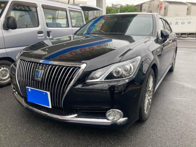 TOYOTA / CROWN MAJESTA HYBRID