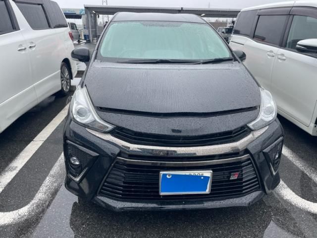 TOYOTA / PRIUS Alpha