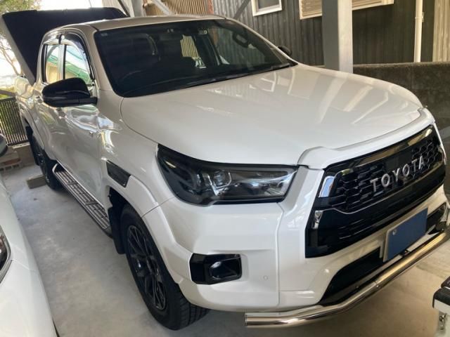 TOYOTA / ハイラックストラック4D