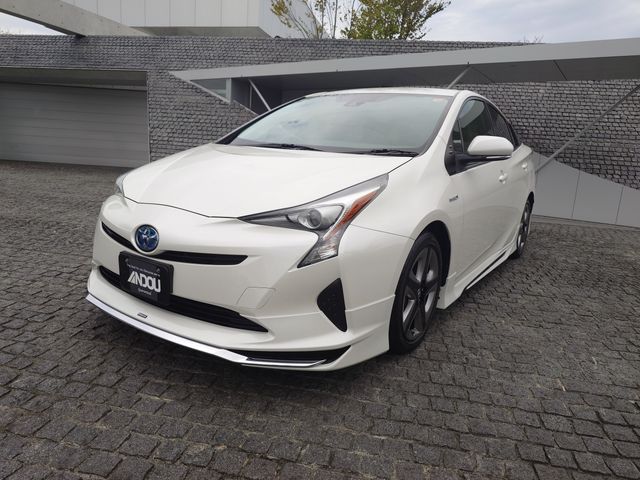 TOYOTA / PRIUS
