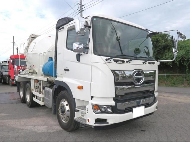 HINO / PROFIA