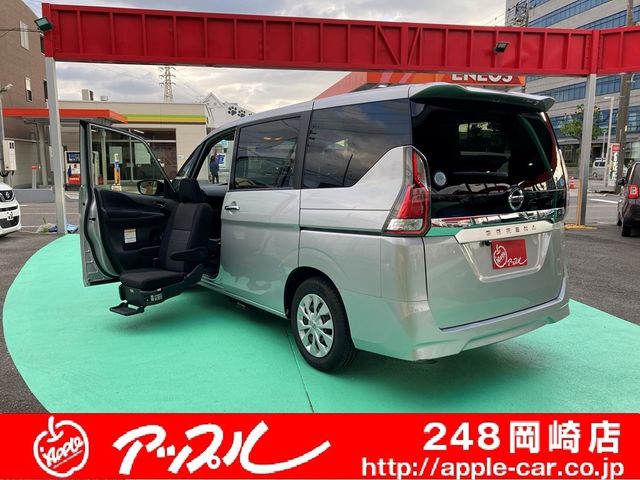 NISSAN / SERENA  WG