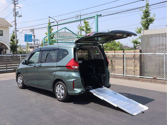 HONDA / FREED plus HYBRID