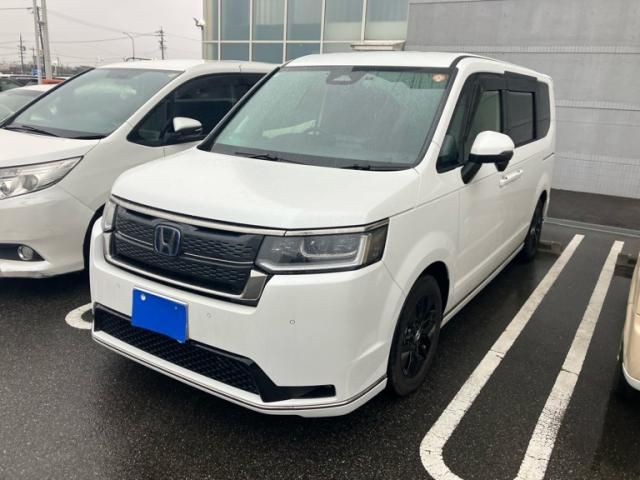 HONDA / ステップワゴンスパーダＨＶ
