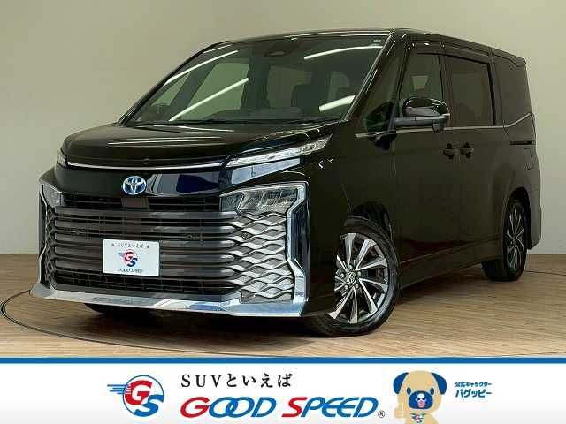 TOYOTA / VOXY HYBRID