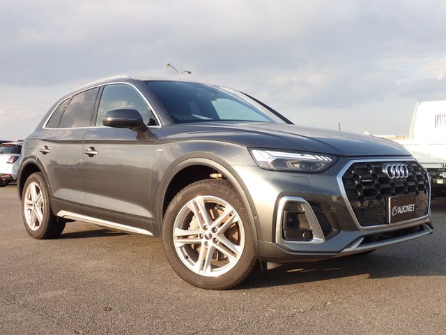 AUDI / AUDI Q5