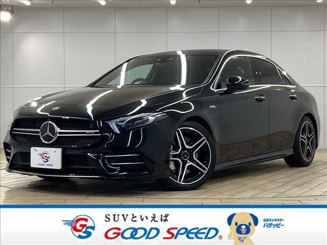 MERCEDES BENZ / MERCEDES AMG Aclass sedan