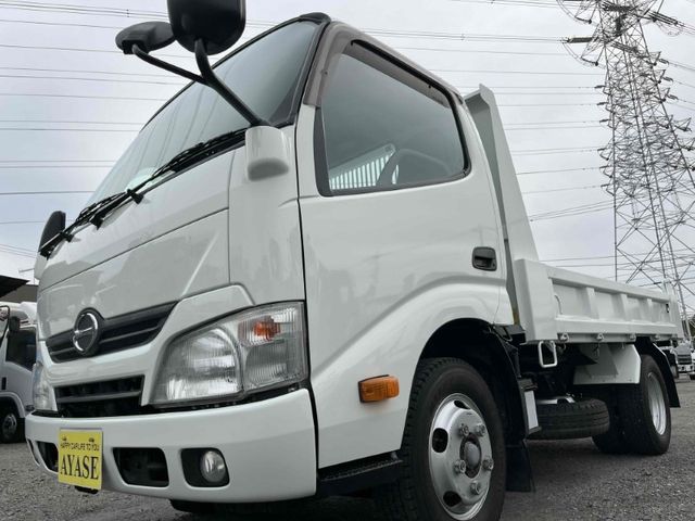 HINO / DUTRO