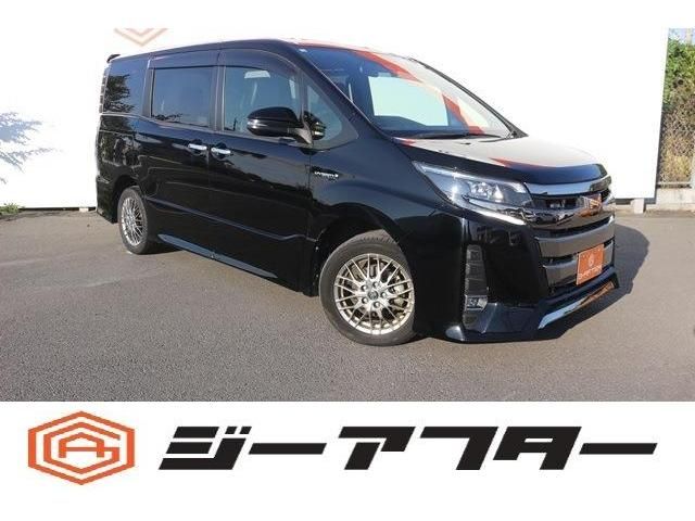 TOYOTA / NOAH