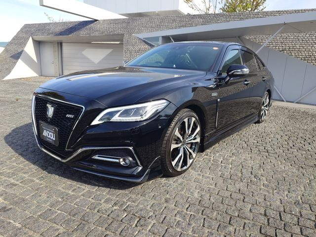 TOYOTA / CROWN sedan hybrid