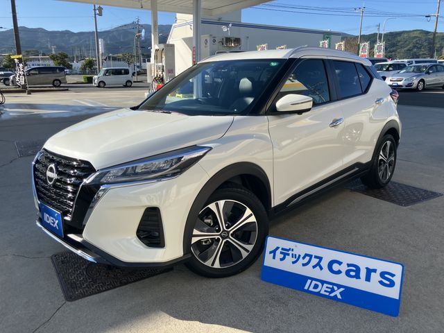 NISSAN / KICKS