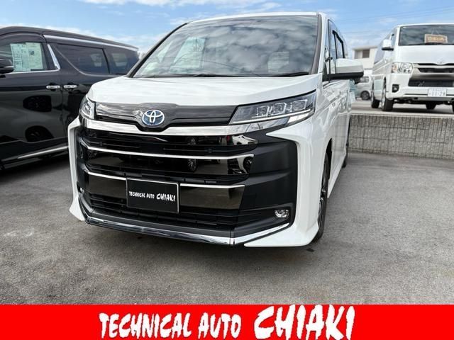 TOYOTA / NOAH HYBRID