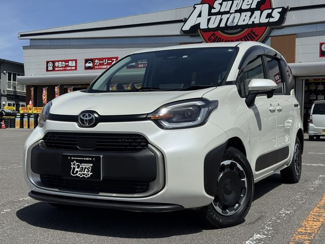 TOYOTA / SIENTA HYBRID