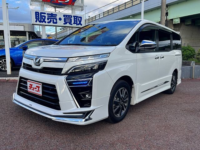 TOYOTA / VOXY