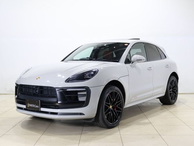 PORSCHE / PORSCHE Macan