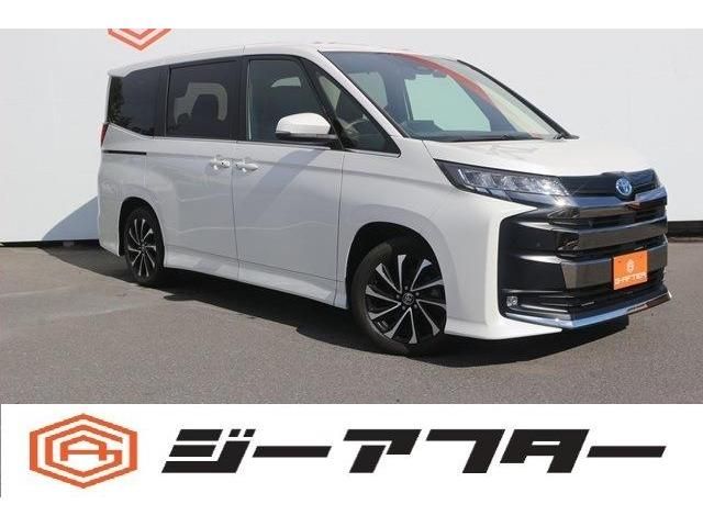 TOYOTA / NOAH HYBRID