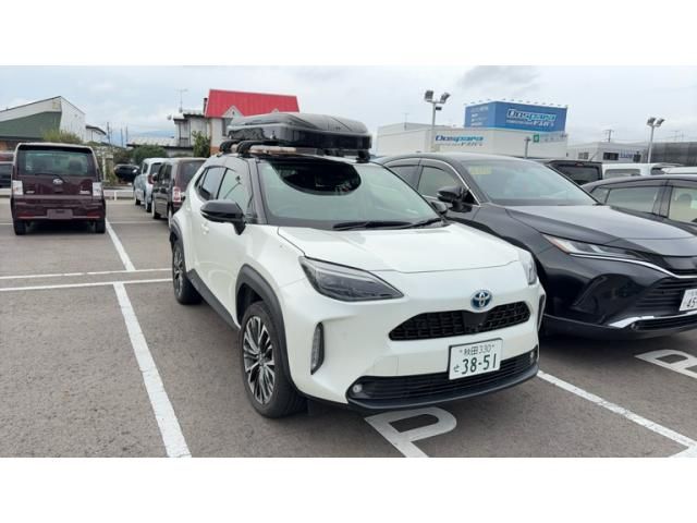 TOYOTA / YARIS CROSS HYBRID