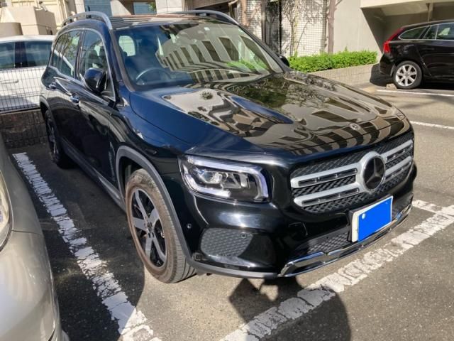 MERCEDES BENZ / MERCEDES BENZ GLB