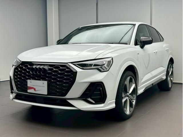 AUDI / AUDI Q3 SPORTBACK