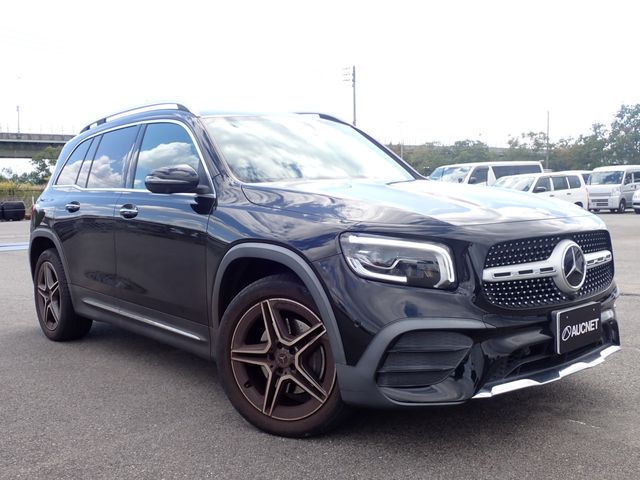 MERCEDES BENZ / MERCEDES BENZ GLB