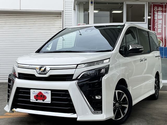 TOYOTA / VOXY