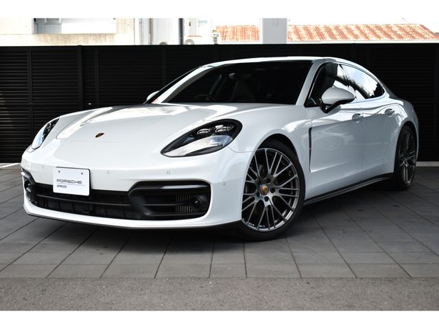 PORSCHE / PORSCHE PANAMERA