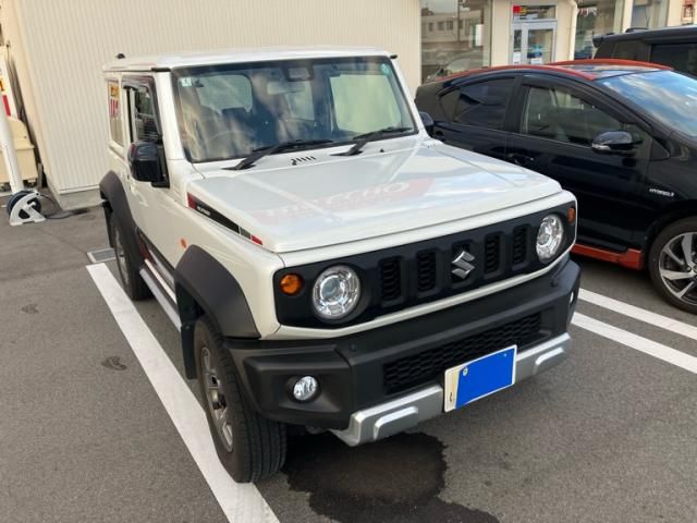 SUZUKI / JIMNY SIERRA