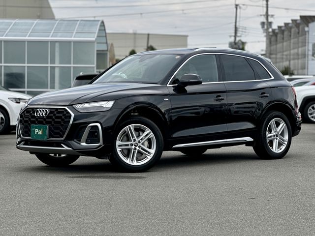 AUDI / AUDI Q5
