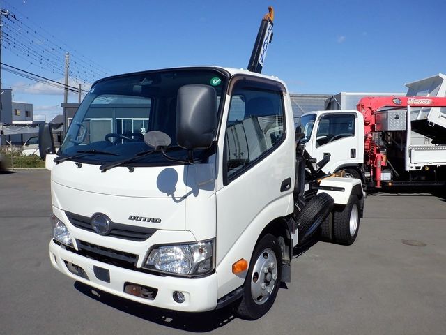 HINO / DUTRO