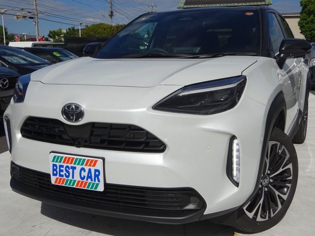 TOYOTA / YARIS CROSS HYBRID