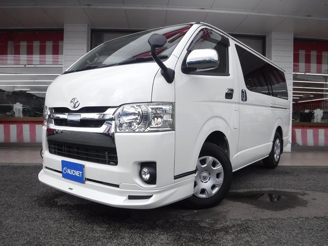 TOYOTA / HIACE van 4WD