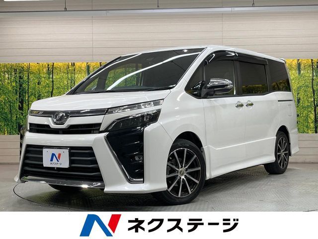 TOYOTA / VOXY