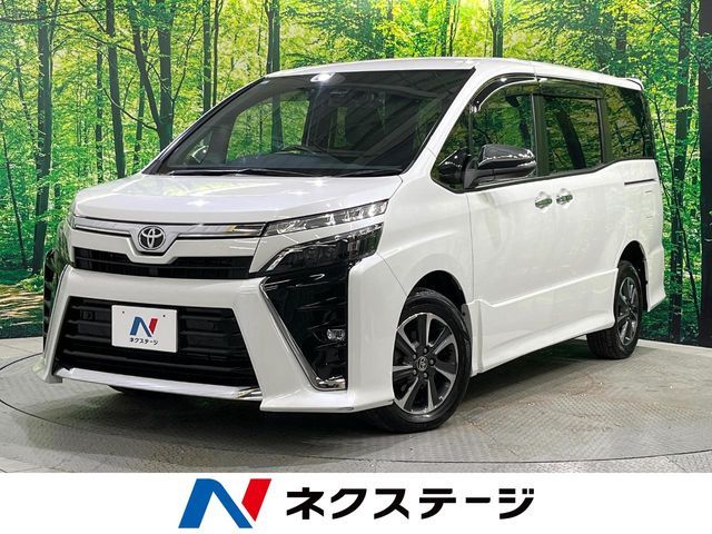 TOYOTA / VOXY 4WD