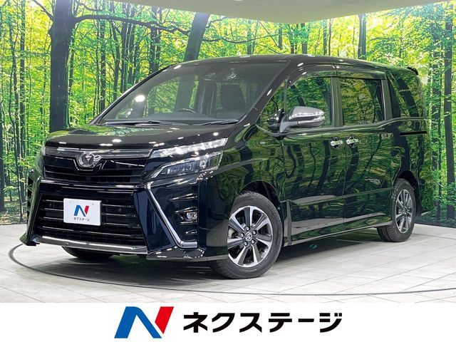 TOYOTA / VOXY